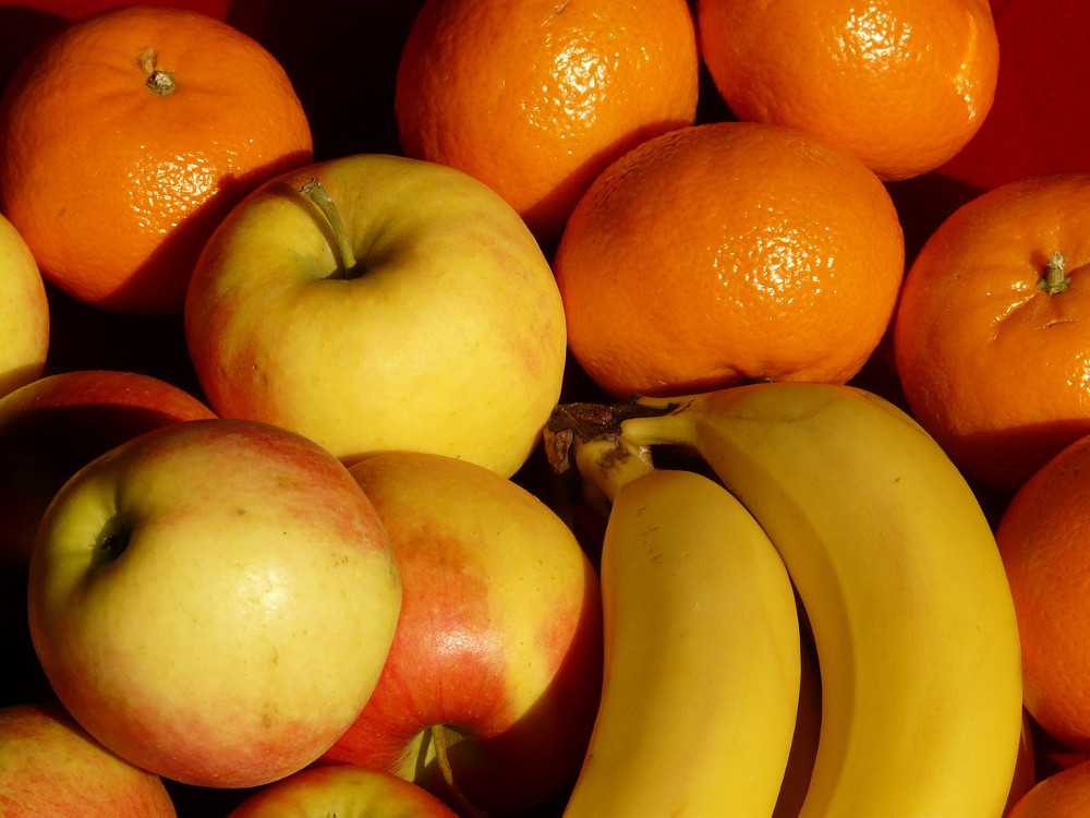 homemade hair masks with banana apple and orange