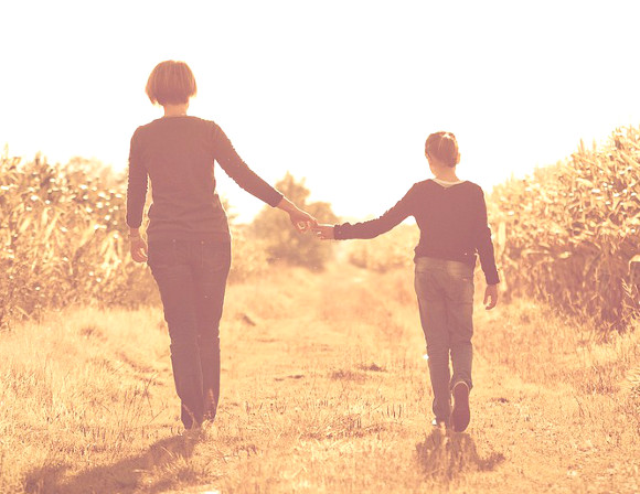 6 Ways to Improve Your Mother-Daughter Relationship