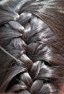 Braids are fashionable again - Braid your hair