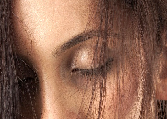 Effective Home Remedies To Get Rid Of Tired Eyes